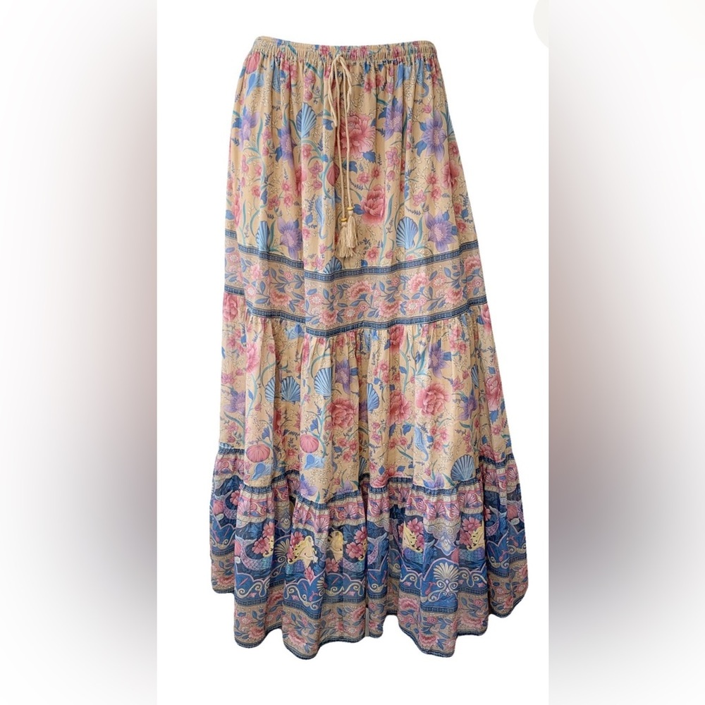 Spell and the gypsy skirt